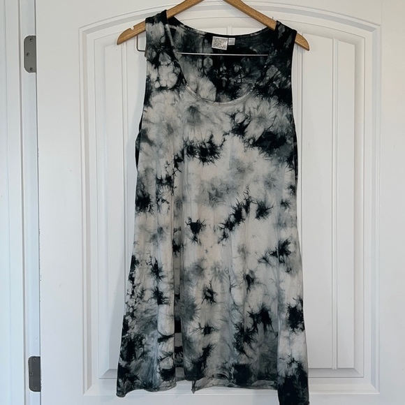 Tye Die Beach Coverup XL - Picture 1 of 5